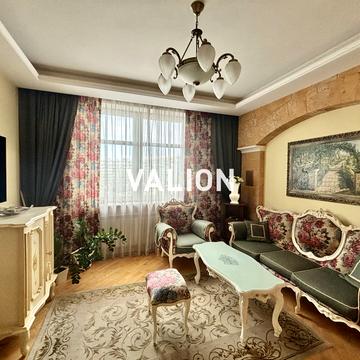 Євгена Коновальця вул. (Щорса), 32-Б