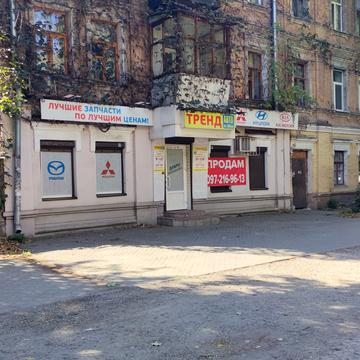 Володимира Антоновича вул. (Свердлова), 73