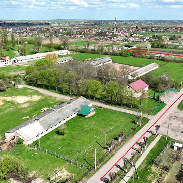 Боратин, Луцький, Волинська область 350000.0 USD