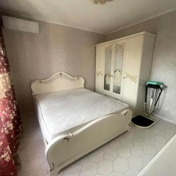 Прирічна вул., 37