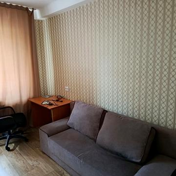 Дарницький бульв., 21