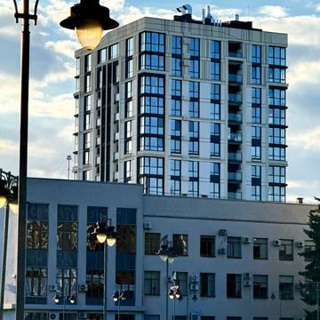 Кавказька вул., 32-Б