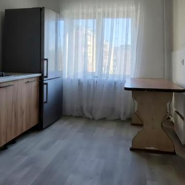 Нарвська вул., 21