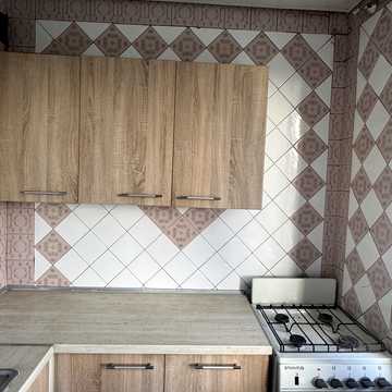 Нескорених вул. (Героїв Праці), 36