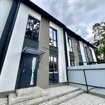Кленова вул., 67Б