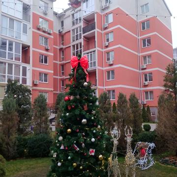 Гетьманська вул., 9