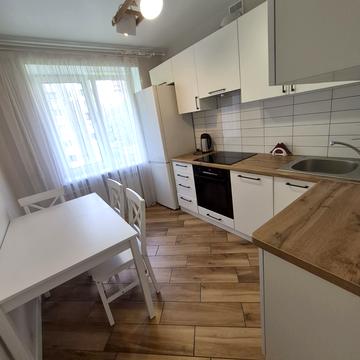 Олександра Кошиця вул., 4