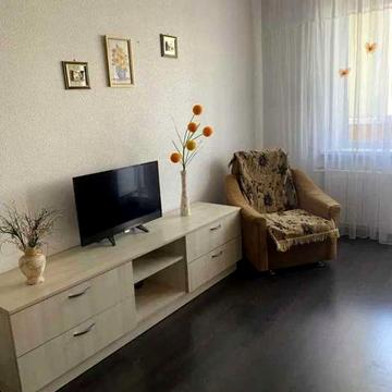 Каштанова вул., 5