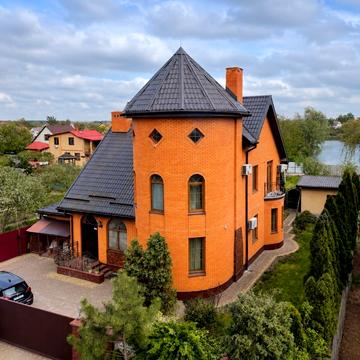 12-та Ентузіастів, 18