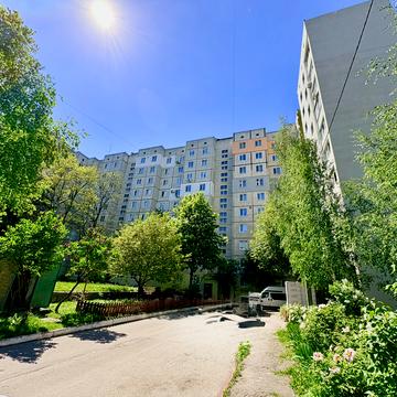 Зенітного Полку вул., 84