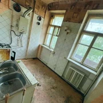 Зимових Походів вул. (Молодогвардійська), 26