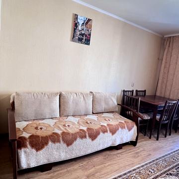 Василя Стуса вул., 10