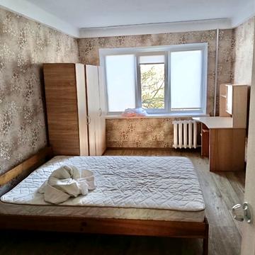 Дарницький бульв., 21