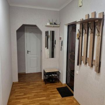 Академіка Заболотного вул., 37