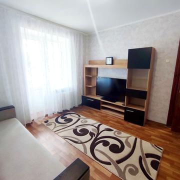 Степана Бандери вул., 62а