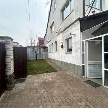 Зоряна, 10