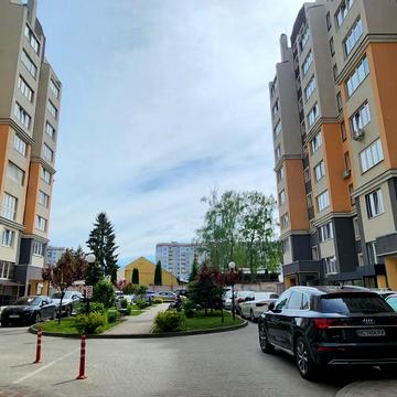 Івана Рубчака вул., 21
