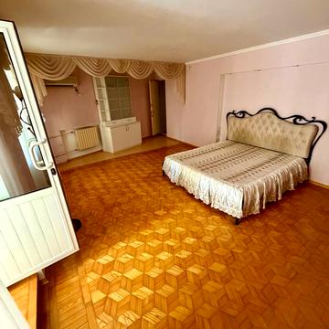 Балтиморська вул. (Посмітного), 25
