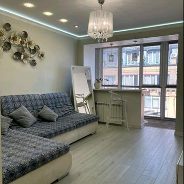 Панаса Мирного вул., 3