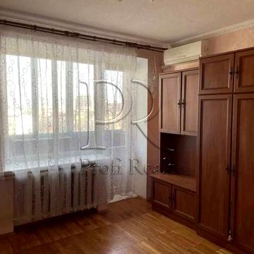 Ялтинська вул., 9-А