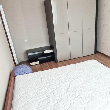 Олександра Архипенка вул. (Мате Залки), 4