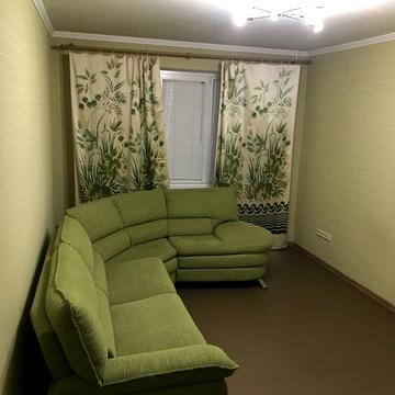 Олексія Різниченка вул. (Співдружності), 74