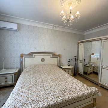 Дніпровська набережна вул., 14-А