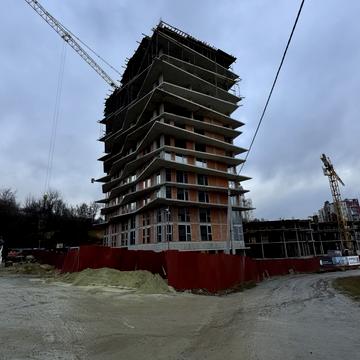 Джона Леннона вул., (Будинок 1)