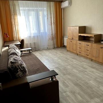 Архітектора Вербицького вул., 10
