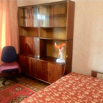 Леся Курбаса просп., 15