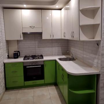 Олексіївська вул., 14б