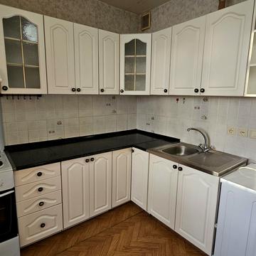 Михайла Гришка вул., 10