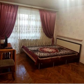 Героїв Дніпра вул., 12-А