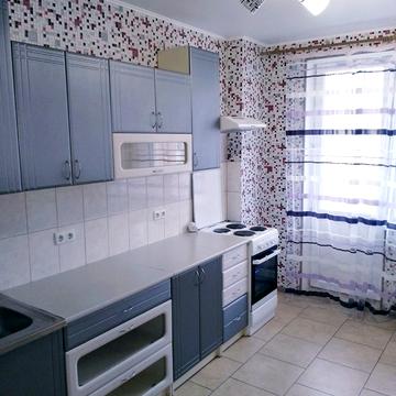 Владислава Бувалкіна вул. (Бочарова Генерала), 44
