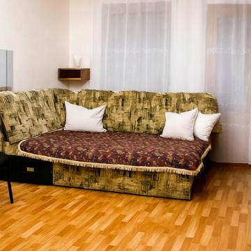 Військовий узвіз, 8