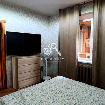 Володимира Бизова вул. (Якіра), 24