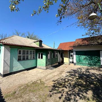 Отамана Сірка, 10