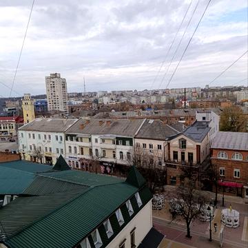 Проскурівська вул., 16
