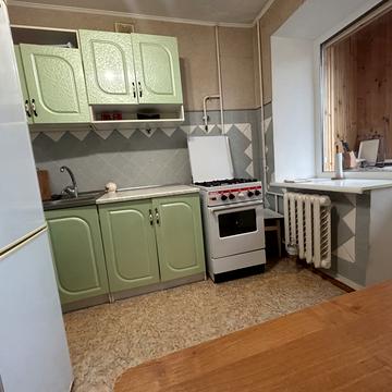 Космонавтів просп., 66