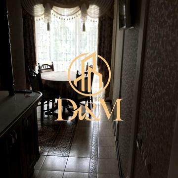 Анатолія Петрицького вул., 21