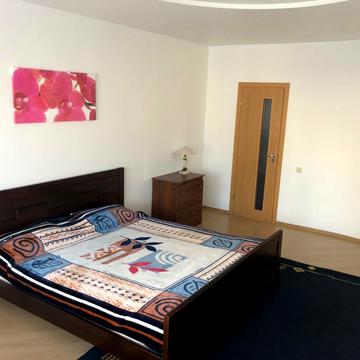 Петра Григоренка просп., 28