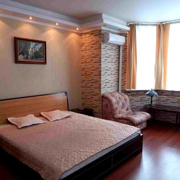 Петра Григоренка просп., 28