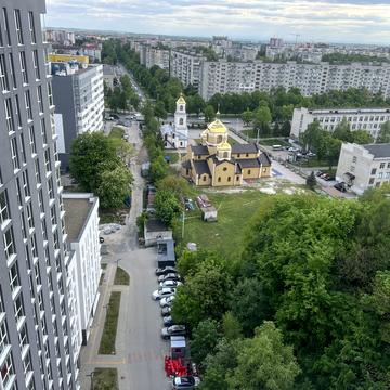 Володимира Великого вул. (Артема), 10-Б
