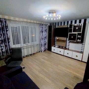 Володимира Вернадського вул., 12
