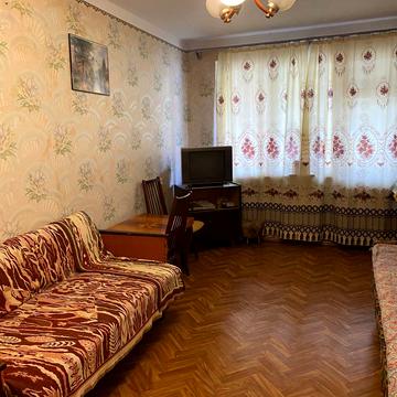 Владислава Бувалкіна вул. (Бочарова Генерала), 4