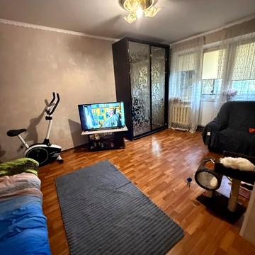 Батумська вул., 6