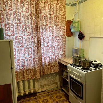 Владислава Бувалкіна вул. (Бочарова Генерала), 4