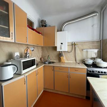 Олександра Борисенка вул. (Короленка), 2