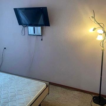 Варненська вул., 12а