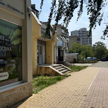 Тиводара Легоцького вул., 3